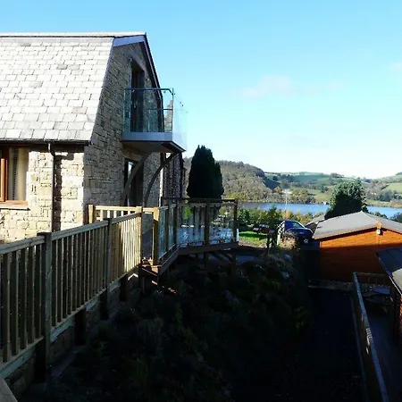Casa de Férias Redwood Lodge, *